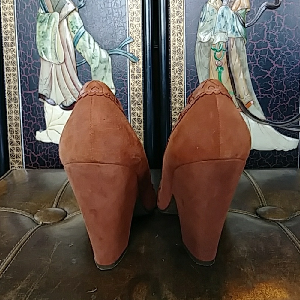 Women's Vince V Camuto Heels - Picture 3 of 7